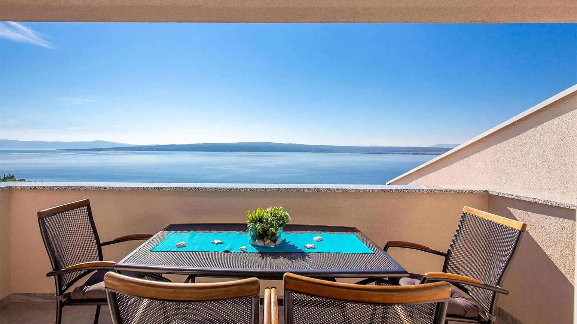 Amazing Apartment In Dramalj With Kitchen